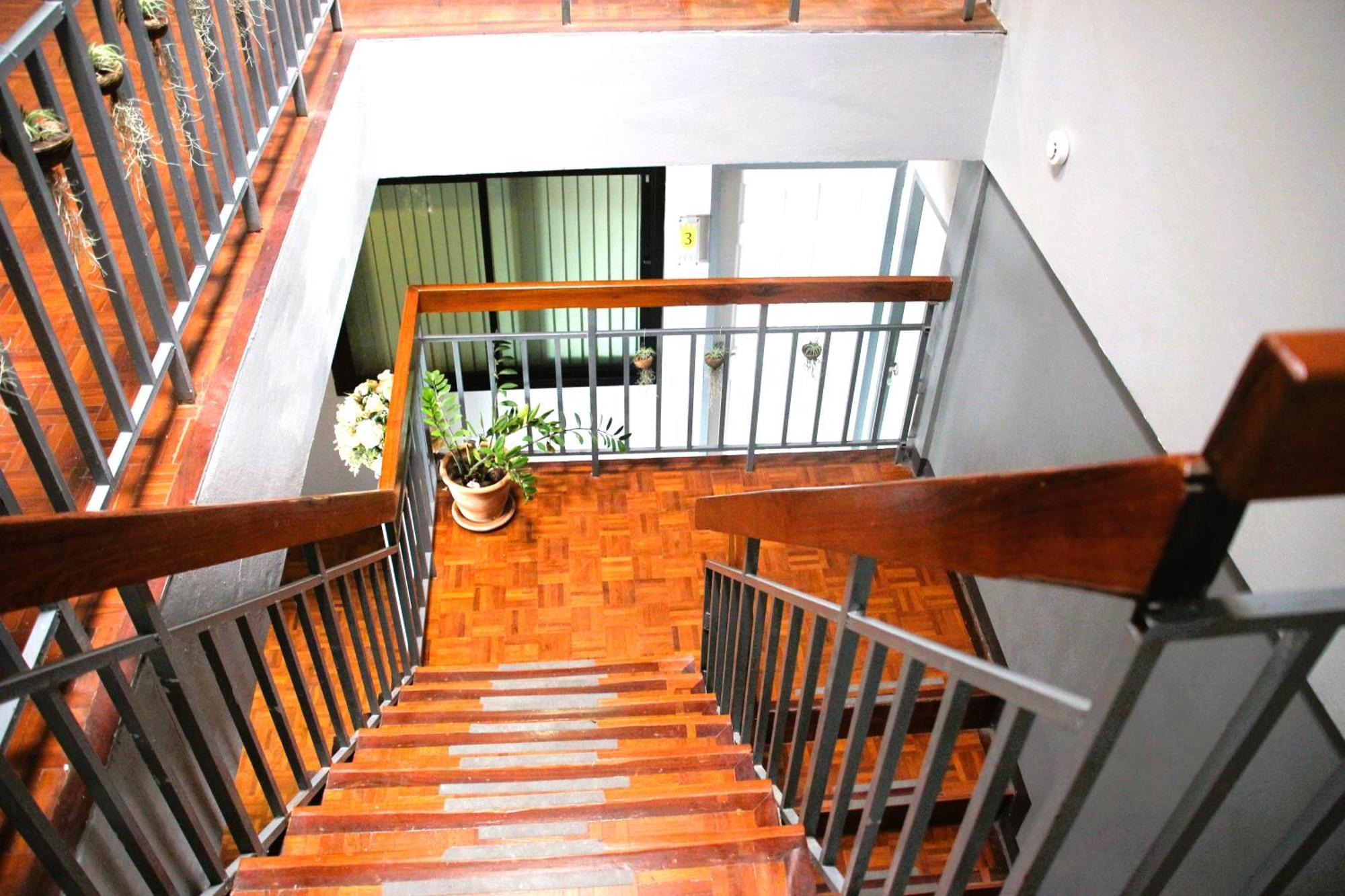 Lux Rooms Night Bazaar Chiang Mai Exterior photo