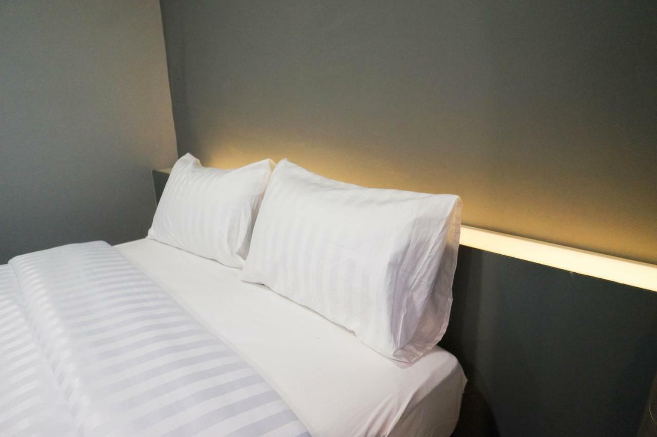 Lux Rooms Night Bazaar Chiang Mai Exterior photo