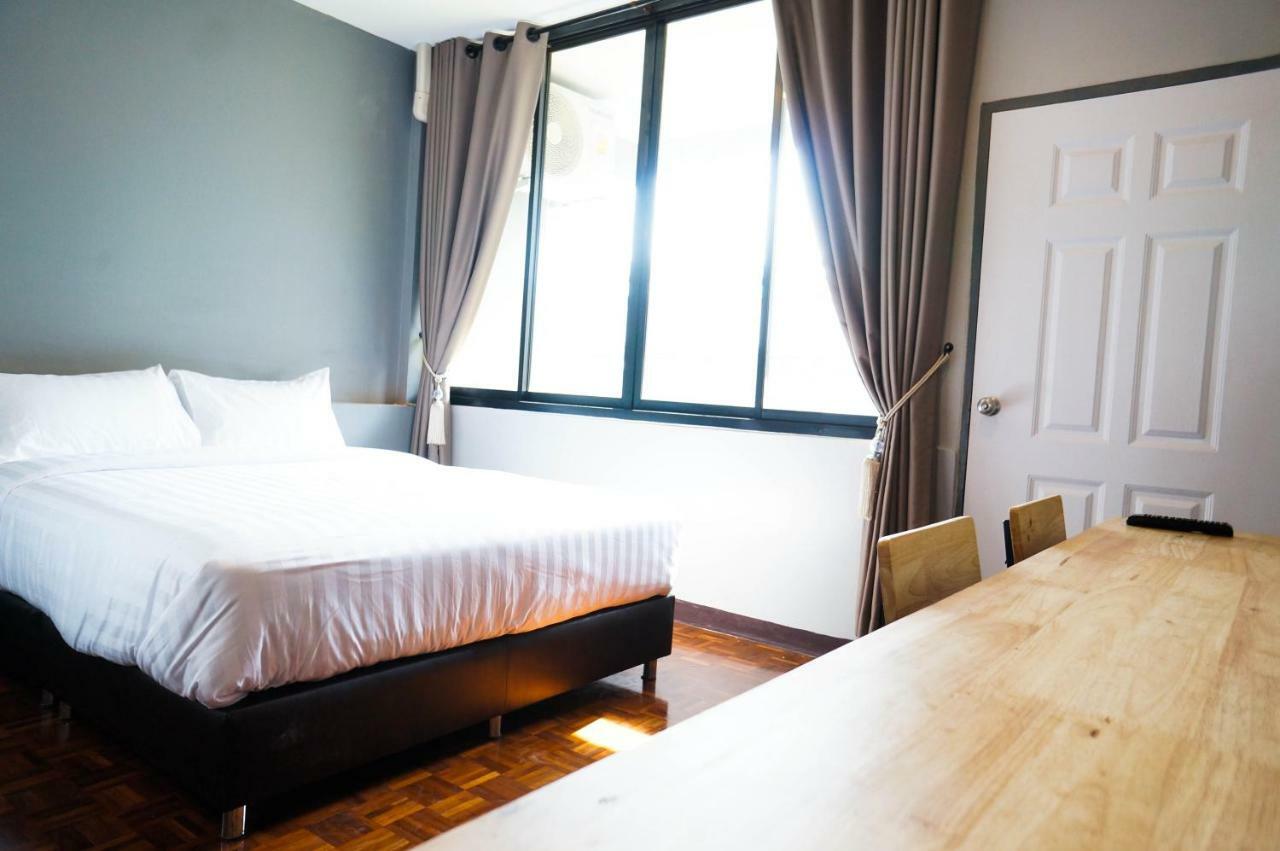 Lux Rooms Night Bazaar Chiang Mai Exterior photo